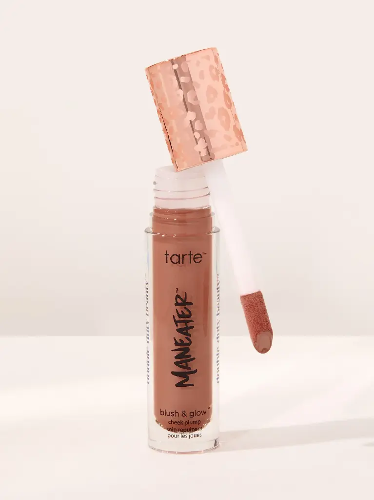 TARTE maneater™ blush & glow™ buff