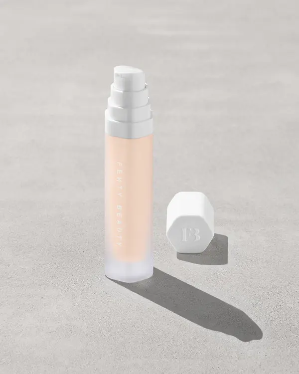 Fenty beauty Soft'lit Naturally Luminous Longwear Foundation 100‏