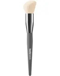 Huda Beauty Diffusing Cheek Brush
