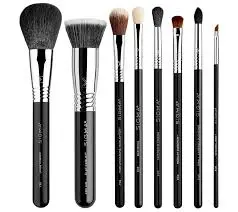Sigma Beauty 8-Piece Brush Wardrobe Set